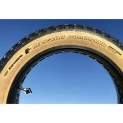 Custom Vélo Pneu Fatbike E-Mission Command 20 X 4.00 Flanc Skinwall* 102-406 -Custom Vélo Soldes pneu fatbike e mission command 20 x 400 flanc skinwall 102 406 4