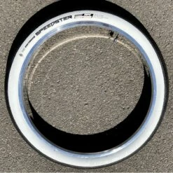 Custom Vélo Pneu Vee Speedster 26 X 2.8 Flanc Blanc 70-559 -Custom Vélo Soldes pneu vee speedster 26 x 28 flanc blanc velo electrique fatbike 2