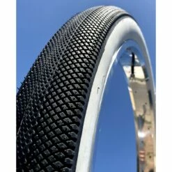 Custom Vélo Pneu Vee Speedster 26 X 2.8 Flanc Blanc 70-559 -Custom Vélo Soldes pneu vee speedster 26 x 28 flanc blanc velo electrique fatbike 3